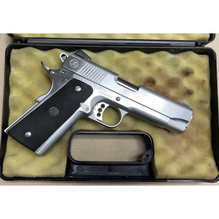 1911 Amercian Classic Commander .45 ACP