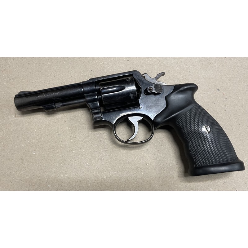 Revolver Smith & Wesson 10-8 .38 Spl 2