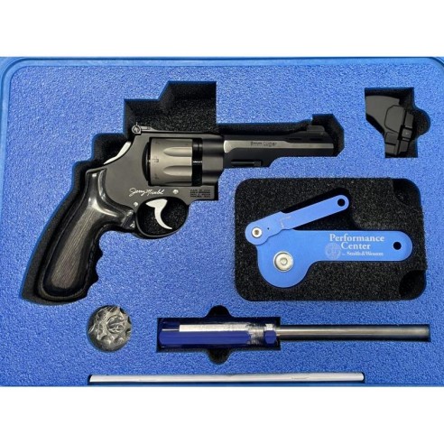 Revolver Smith & Wesson Performance Center 327...