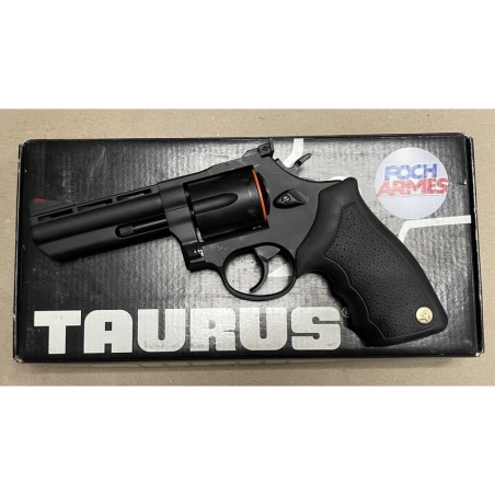 Revolver Taurus 689 - 4" .357 Mag