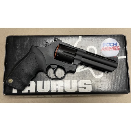 Revolver Taurus 689 - 4" .357 Mag