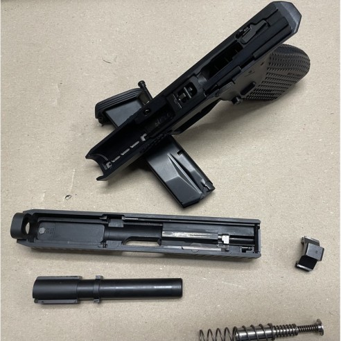 Pistolet Arsenal Stryke B - 9x19
