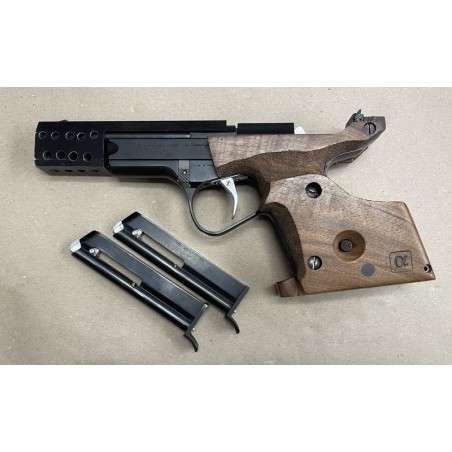 Pistolet Unique DES 69-U .22 lr