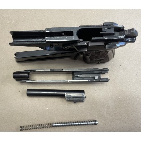 Pistolet Beretta 87 BB 22.lr (0107)