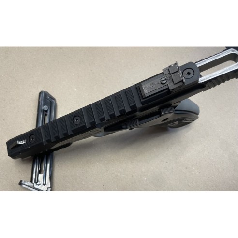 Pistolet Buck Mark Black Label .22 lr (0147)