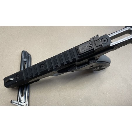 Pistolet Buck Mark Black Label .22 lr (0147)