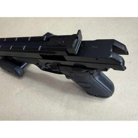 Pistolet Beretta 87 Target 22.lr (0189)