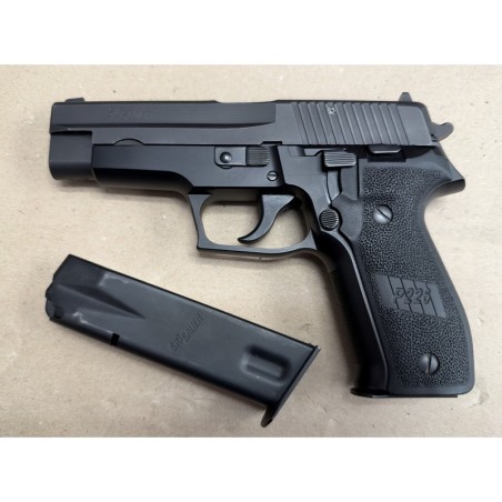 Pistolet Sig Sauer P226 - 9x19 (0196)