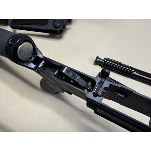 Windham Weaponry WW-15  20" - 5,56