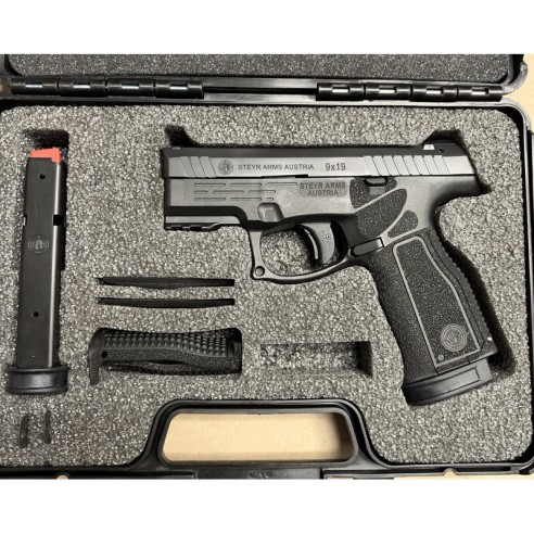 Pistolet Steyr C9-A2 MF - 9x19 (0206)